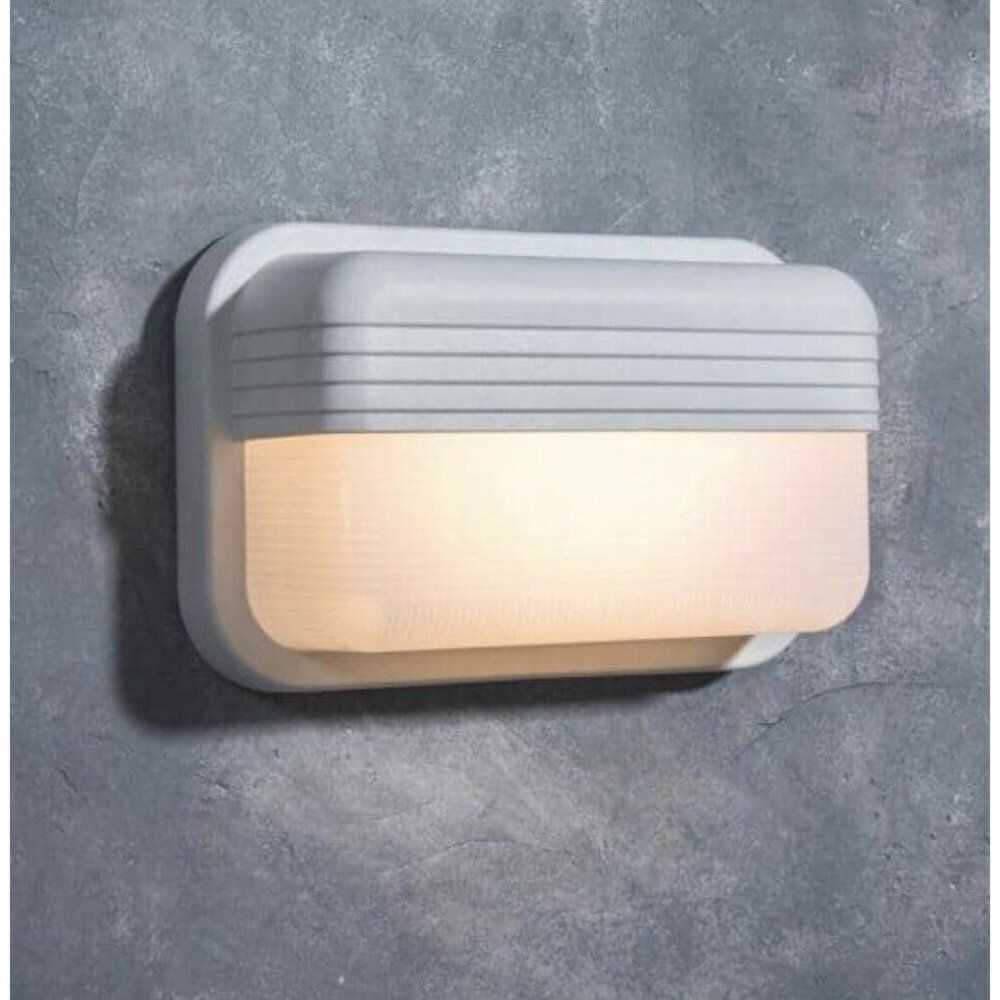LUTEC Coastal Collection Port Jefferson‎ 9” Wall Lantern
